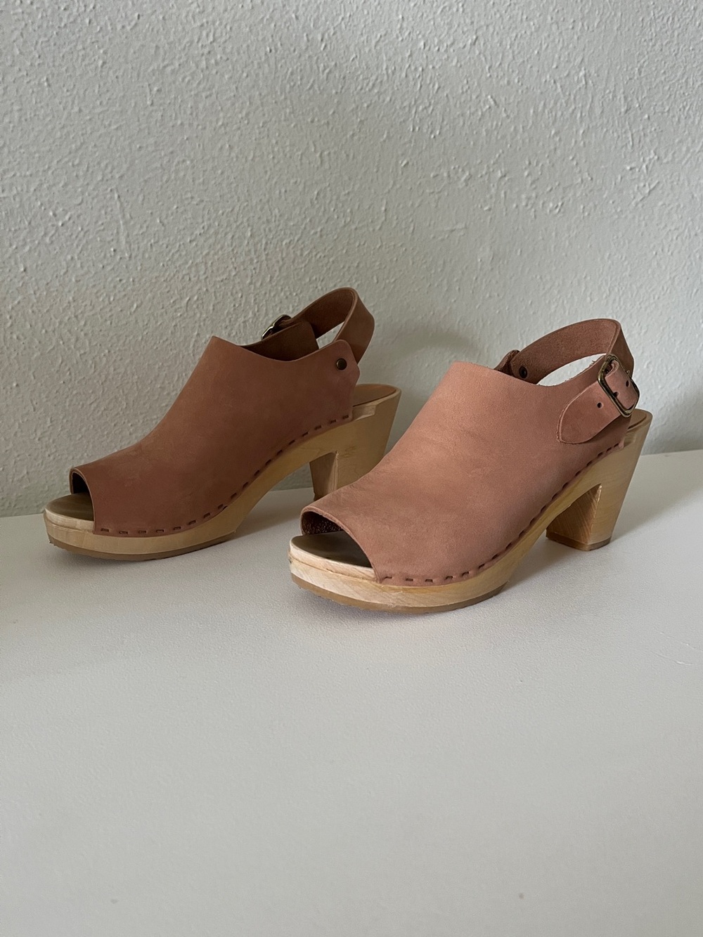 Bryr Suzie Heeled Clogs